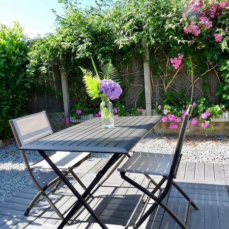 Suite A 800M De La Plage Saint-Lunaire Zewnętrze zdjęcie